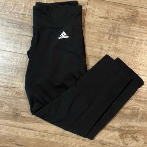 Capri Adidas Atheltic Leggings